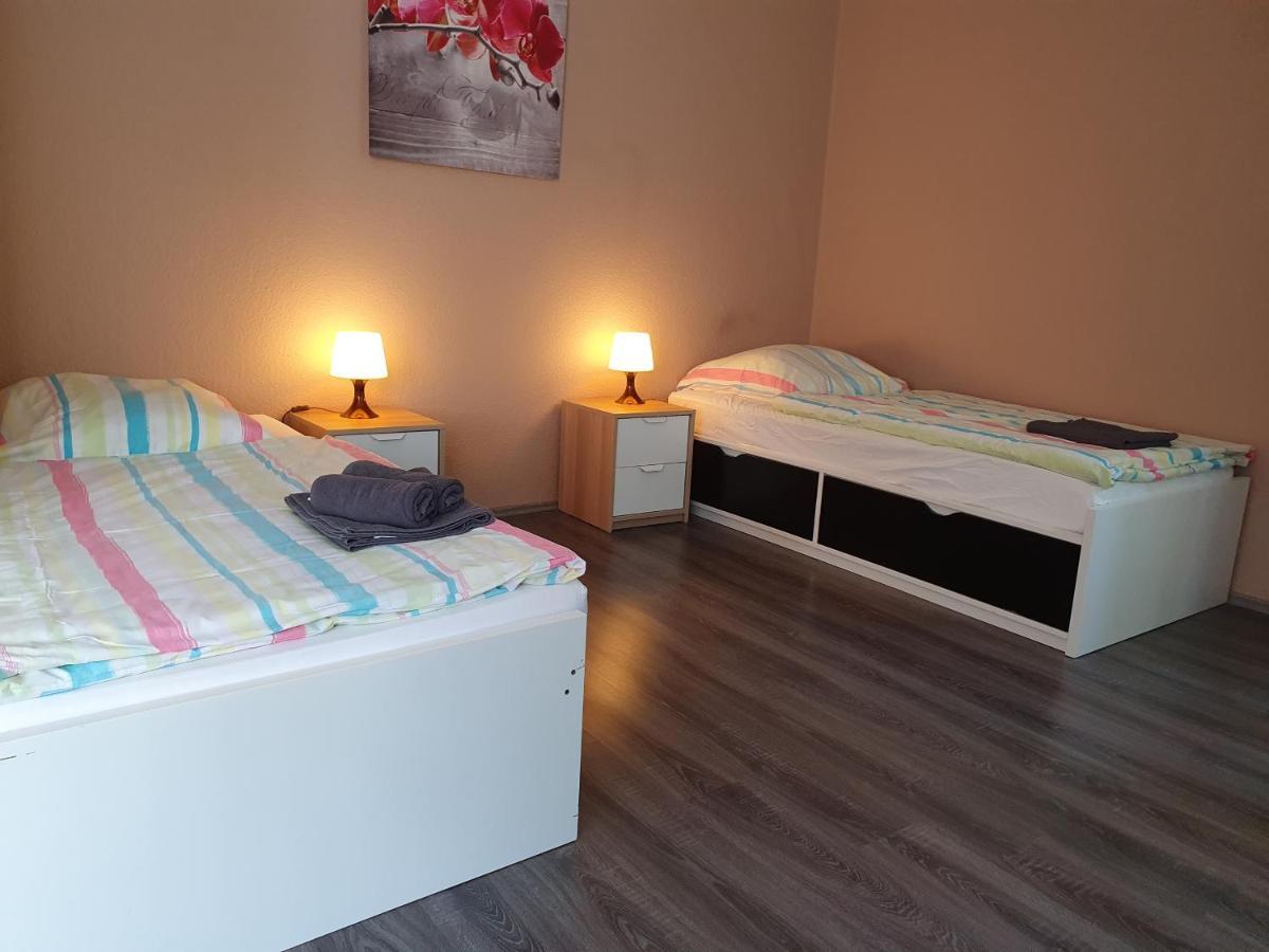Grosse Ferienwohnung An Der Rheinpromenade Three Duisburg Dış mekan fotoğraf
