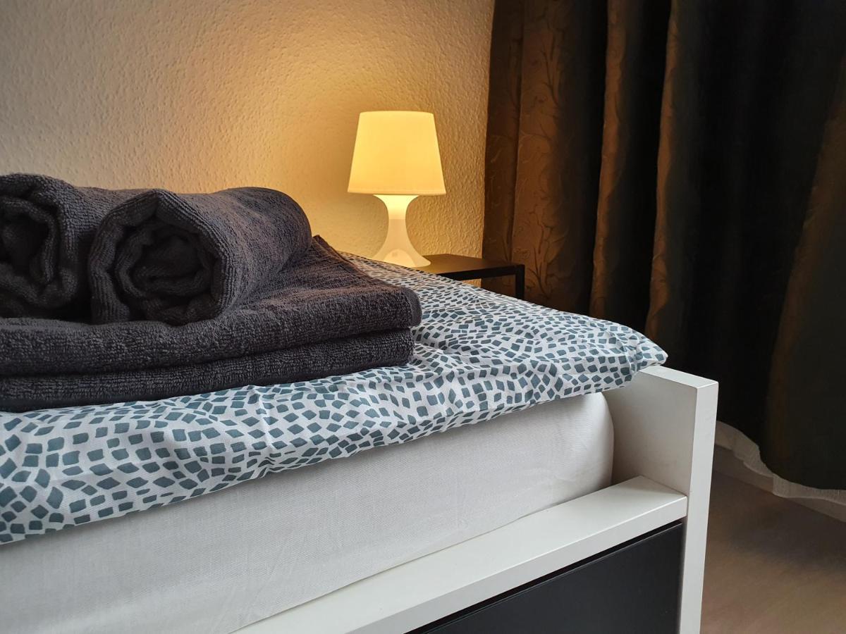 Grosse Ferienwohnung An Der Rheinpromenade Three Duisburg Dış mekan fotoğraf
